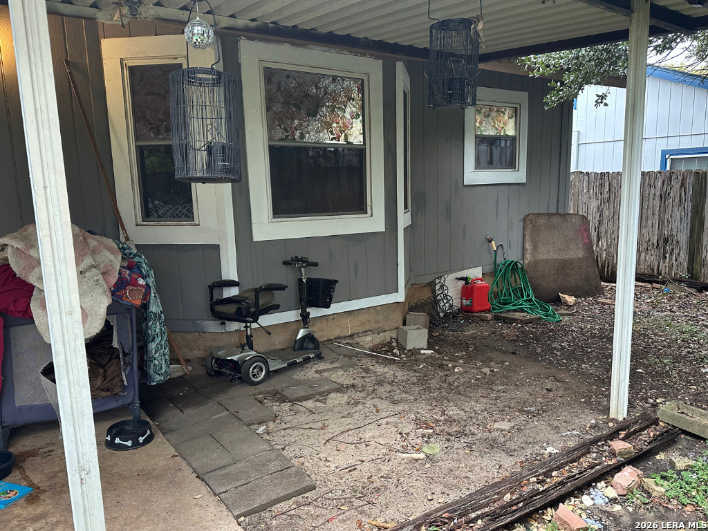 7523 Meadow Green Street San Antonio TX 78251