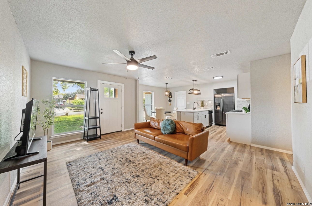6019 Sandwick Drive San Antonio TX 78238