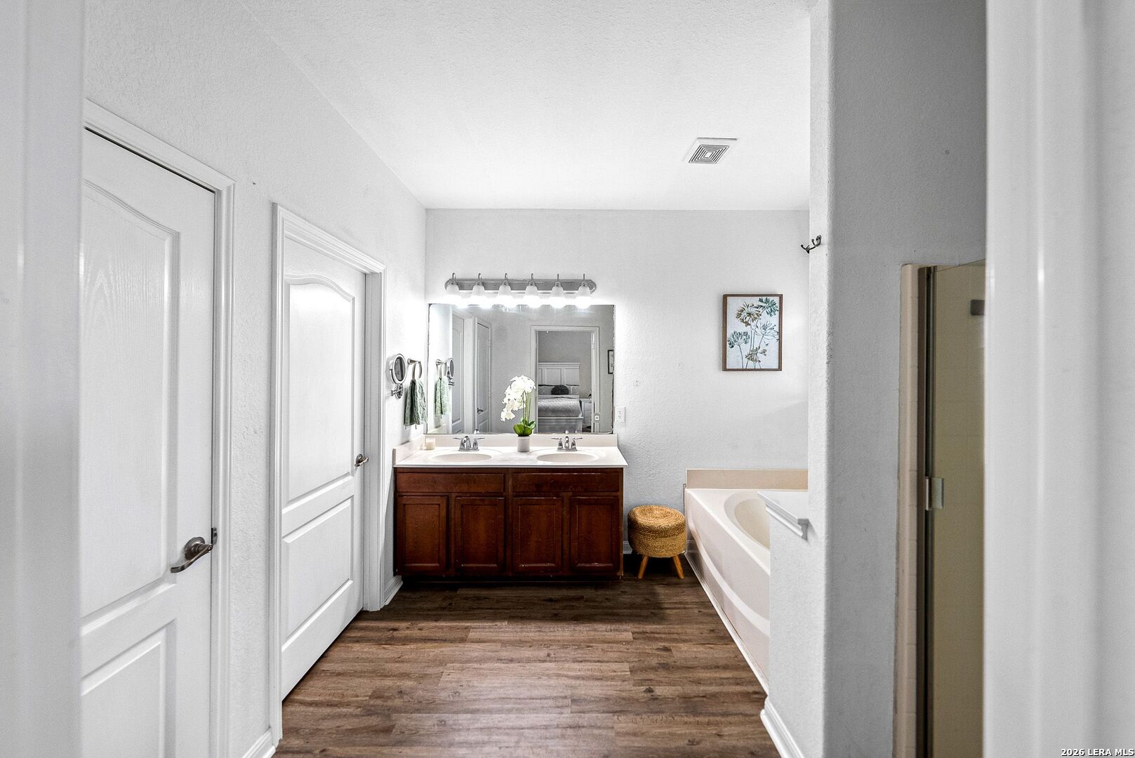 12015 Mill Village San Antonio TX 78254