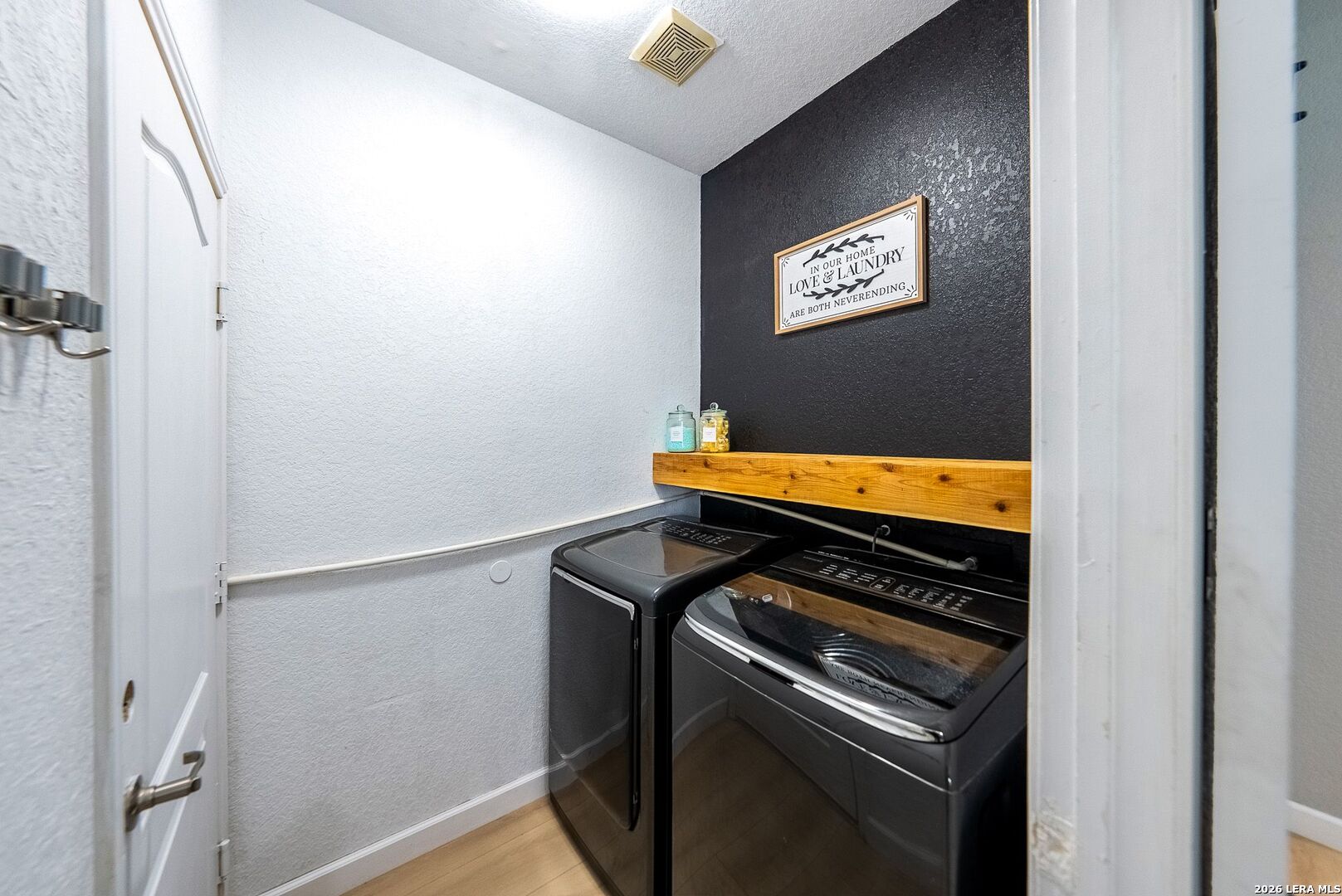 12015 Mill Village San Antonio TX 78254