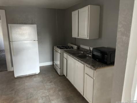 809 Kayton Avenue San Antonio TX 78210