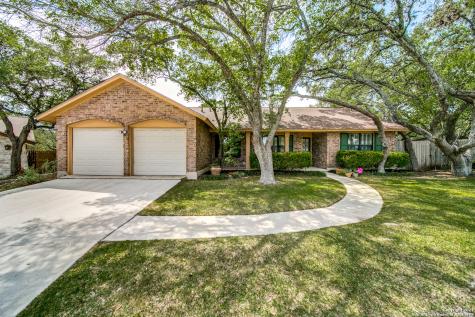 4627 Pinecomb Woods Street San Antonio TX 78249
