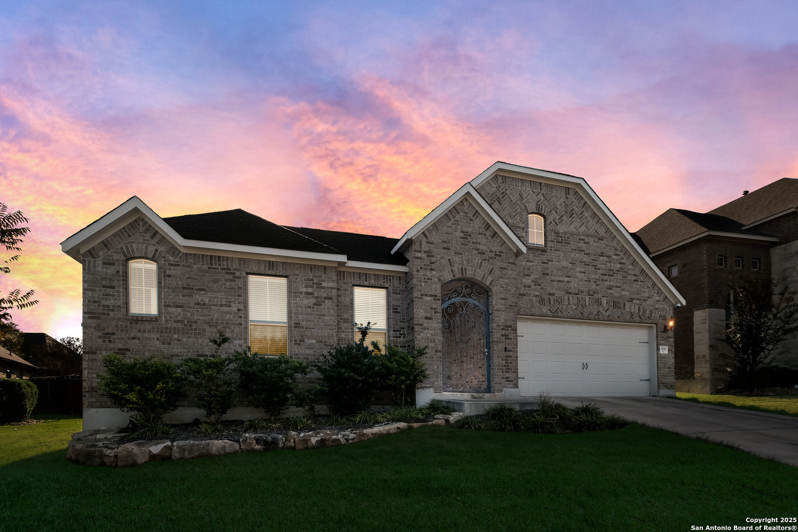 1610 Nightshade San Antonio TX 78260