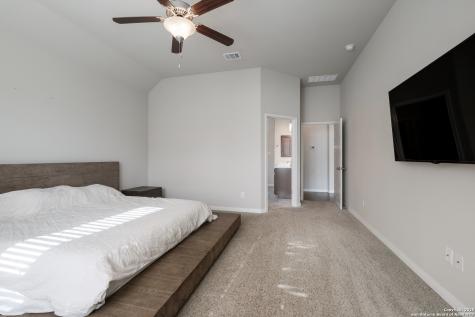 1610 Nightshade San Antonio TX 78260