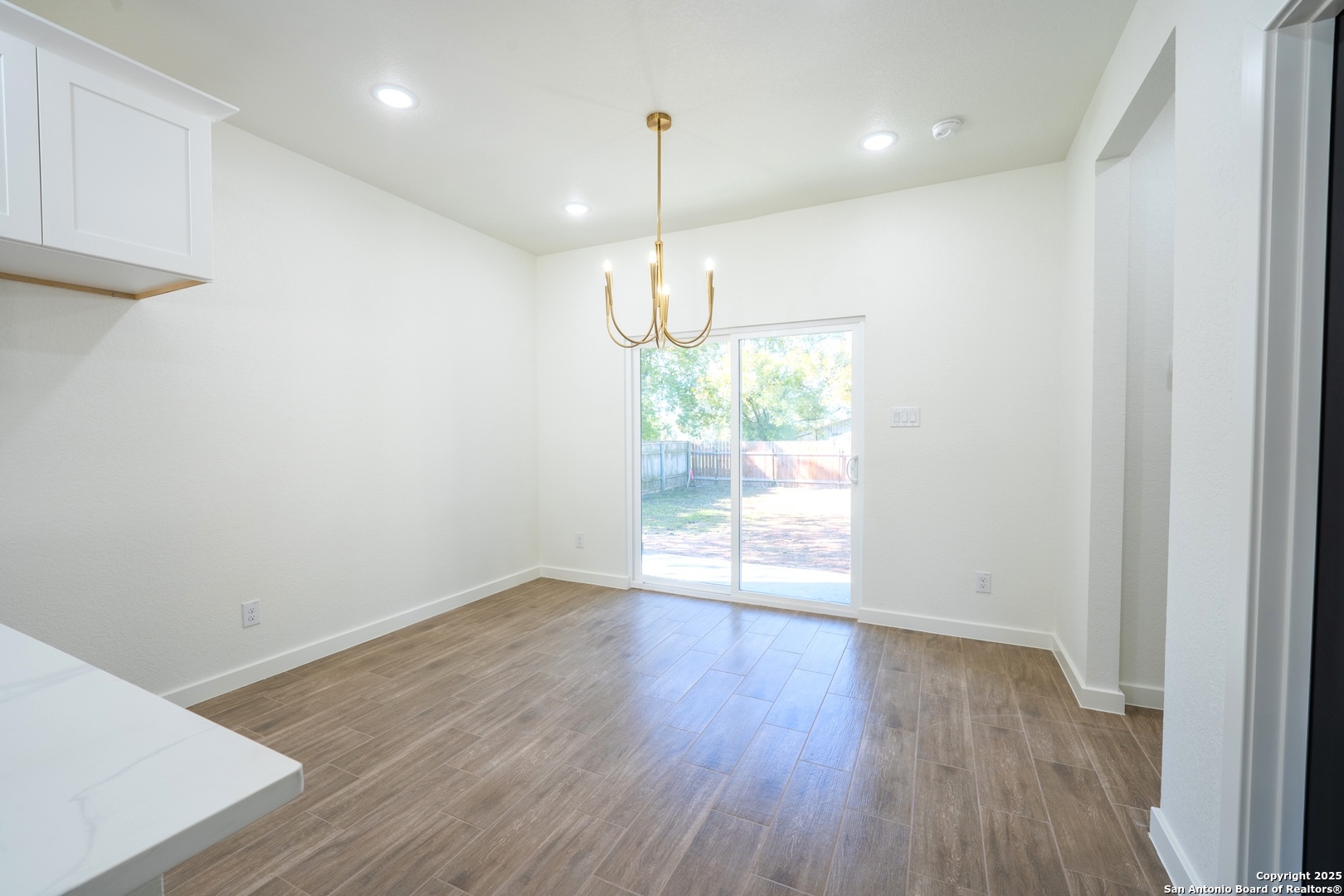 20035 Morrison Street Somerset TX 78069