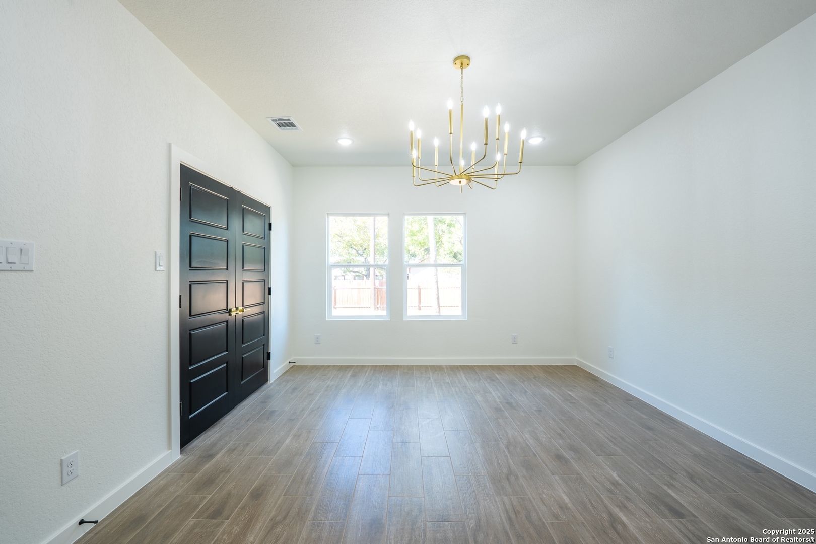 20035 Morrison Street Somerset TX 78069