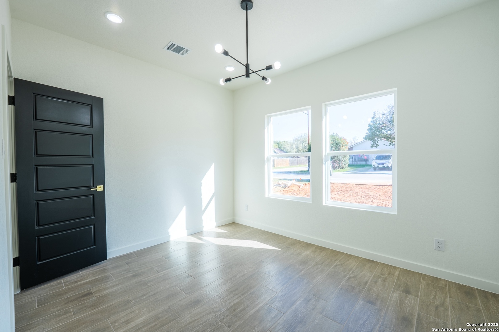 20035 Morrison Street Somerset TX 78069
