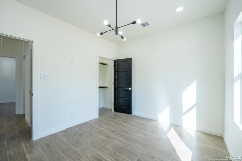 20035 Morrison Street Somerset TX 78069