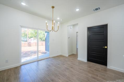 20035 Morrison Street Somerset TX 78069
