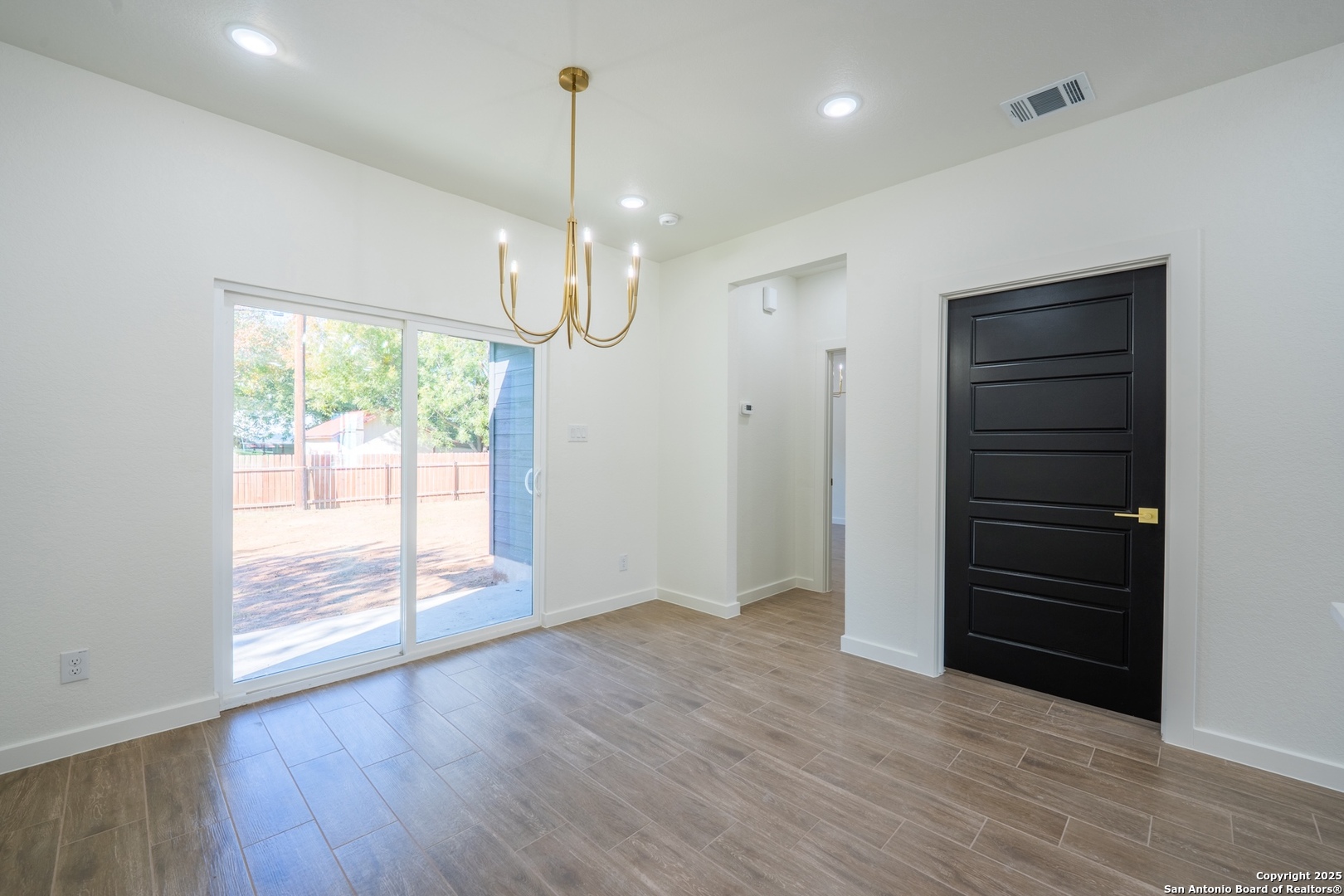 20035 Morrison Street Somerset TX 78069