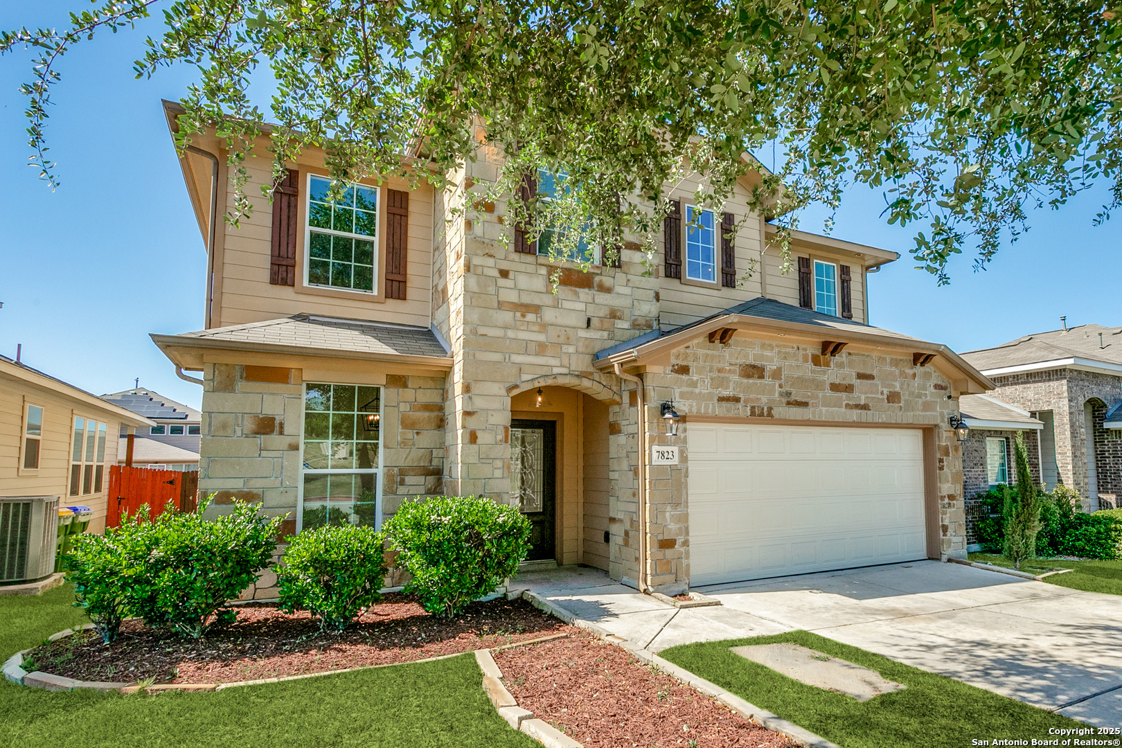 7823 Bluebird Haven Selma TX 78154