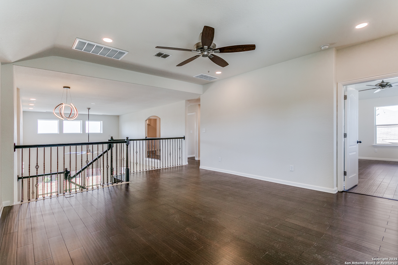 7823 Bluebird Haven Selma TX 78154
