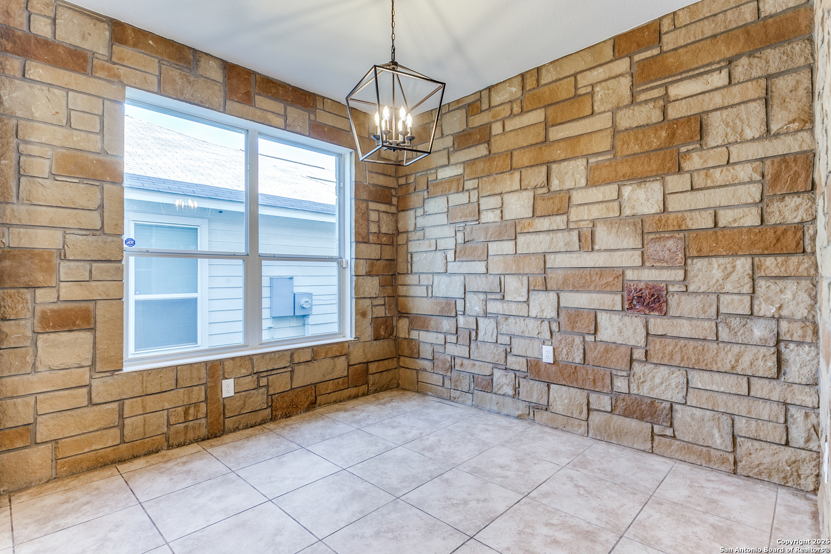 7823 Bluebird Haven Selma TX 78154