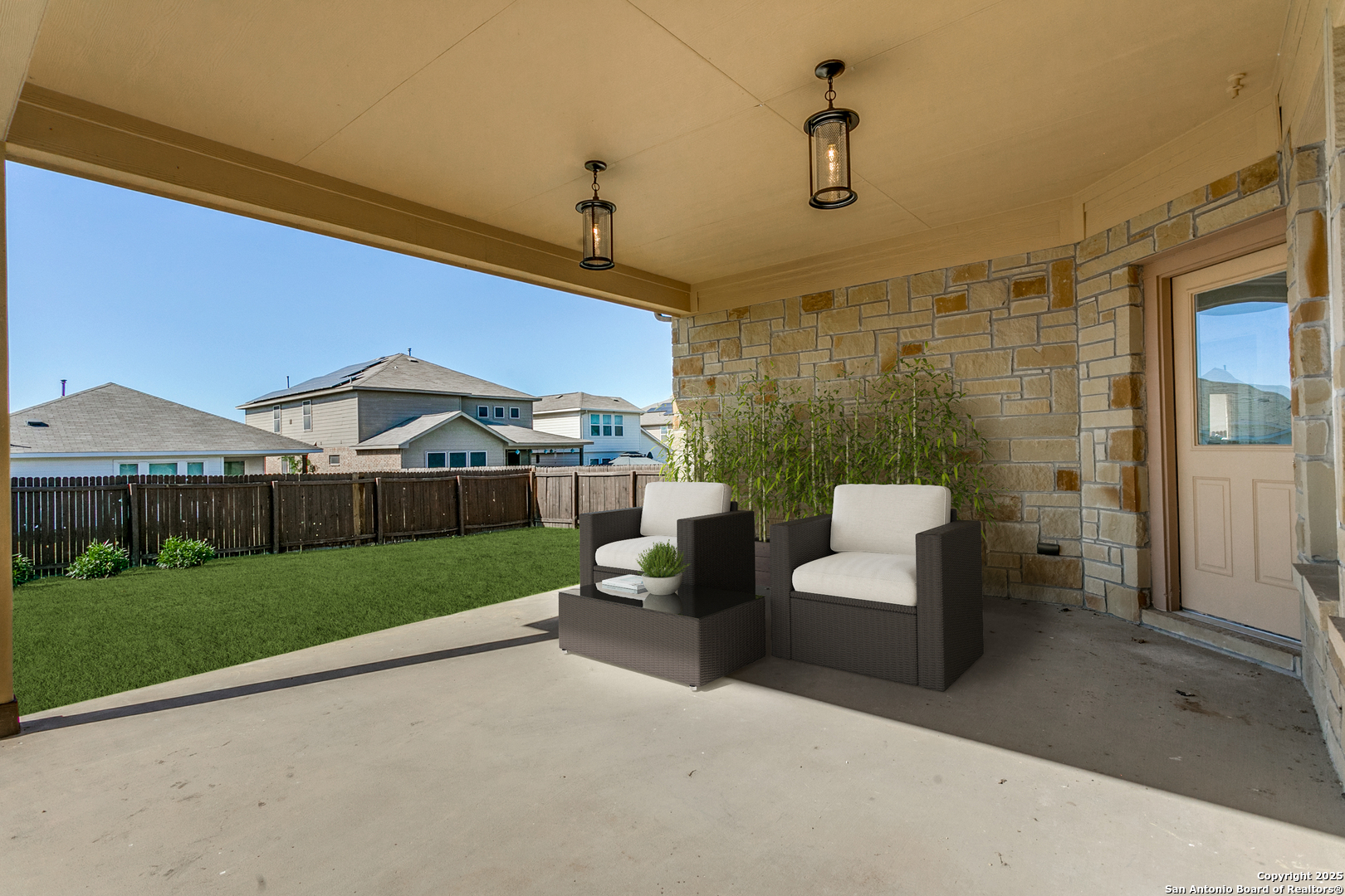7823 Bluebird Haven Selma TX 78154