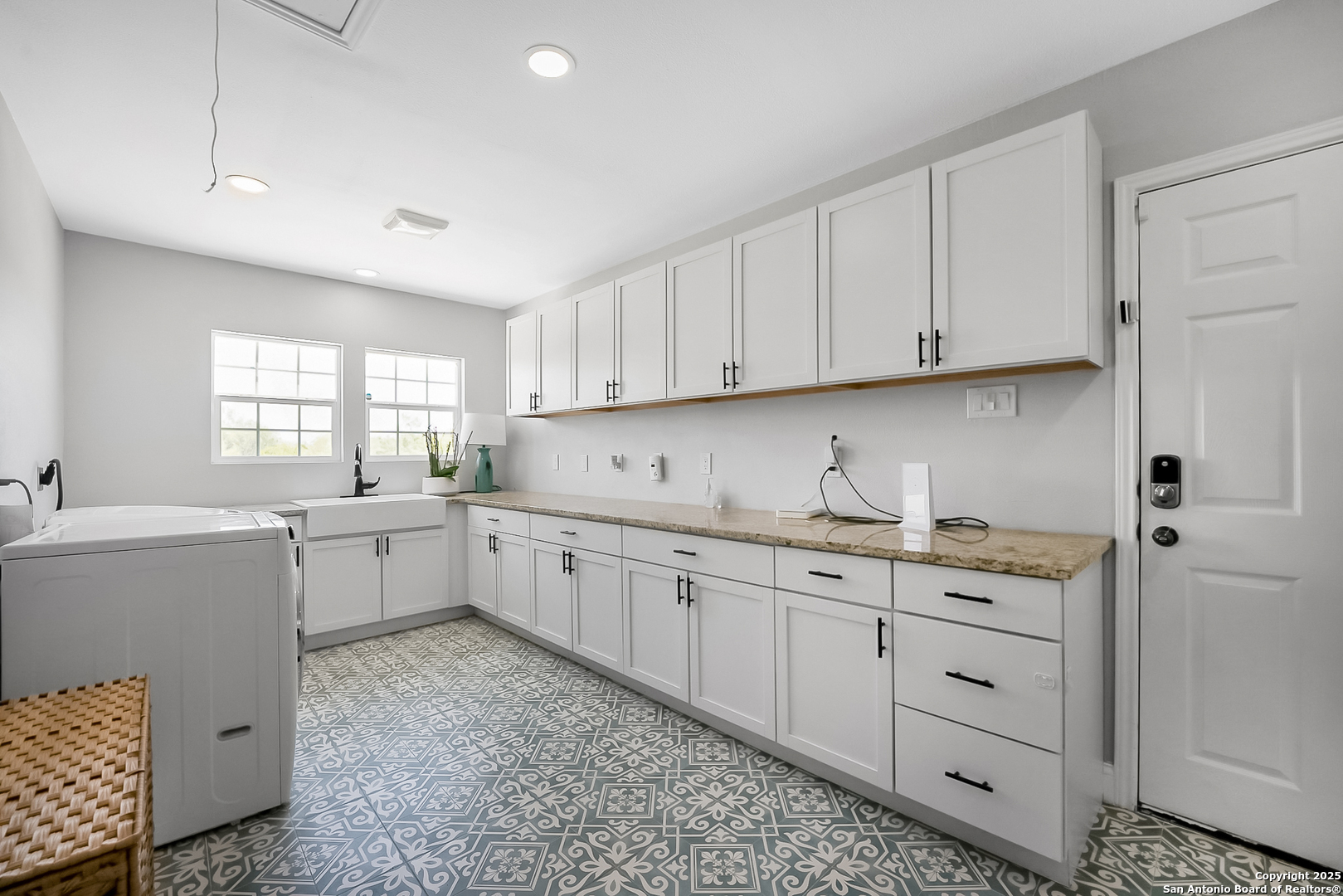 7315 New Sulphur Springs Road San Antonio TX 78263