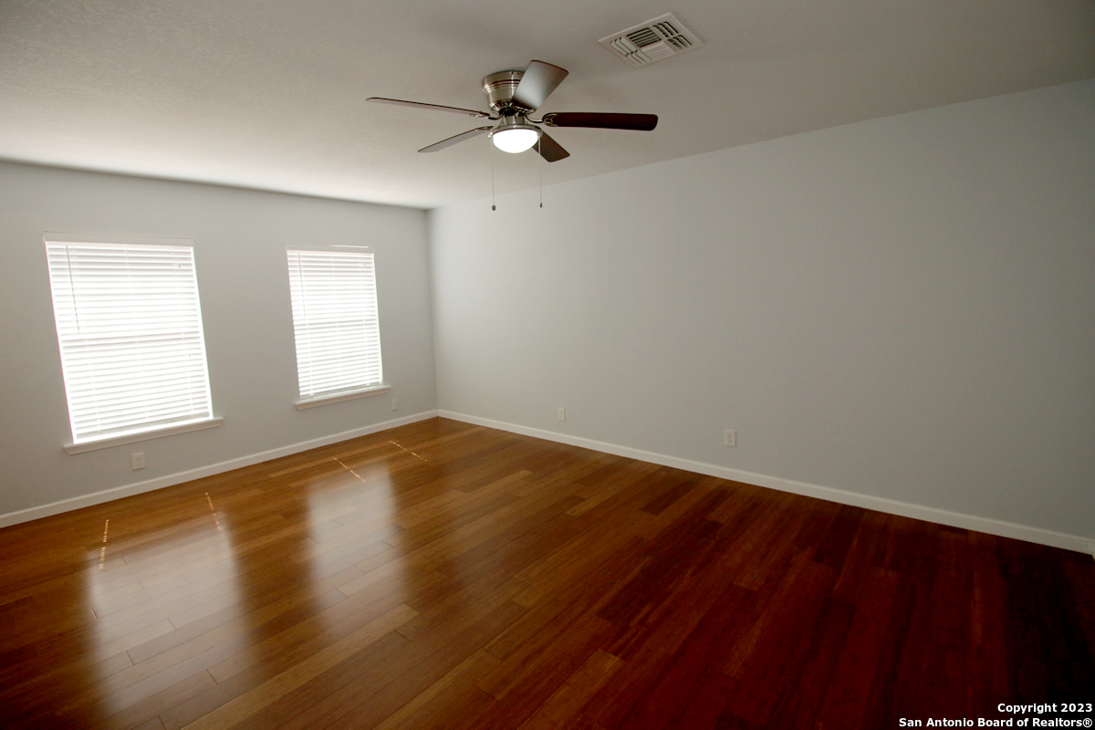 64 Vaughan Place San Antonio TX 78201