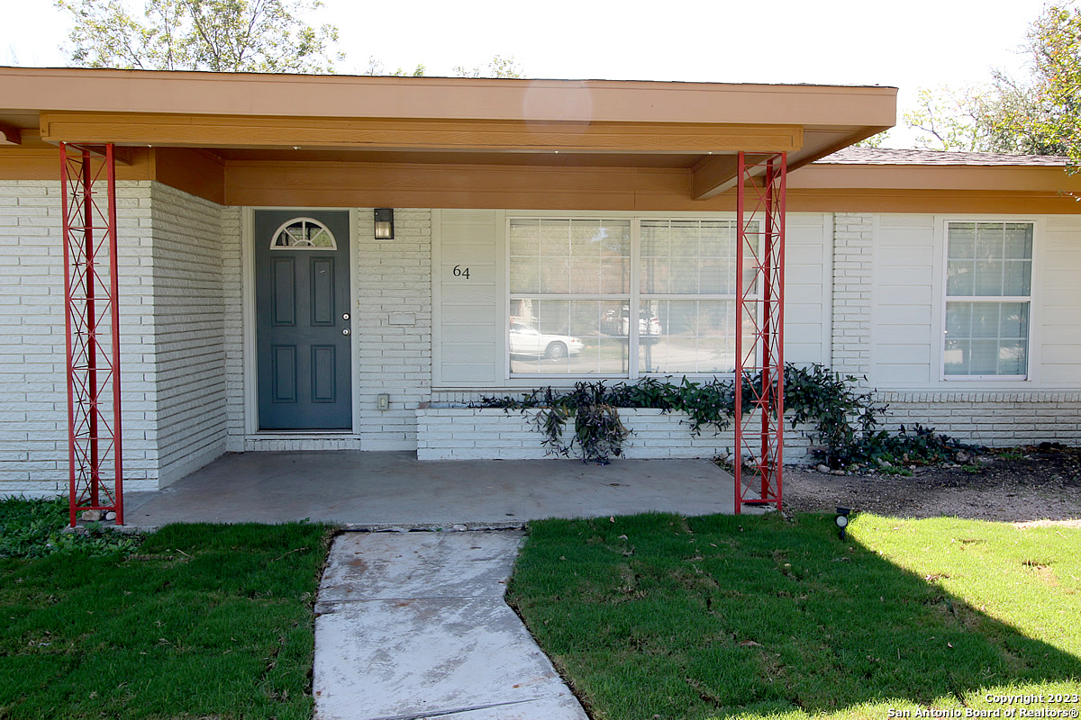 64 Vaughan Place San Antonio TX 78201