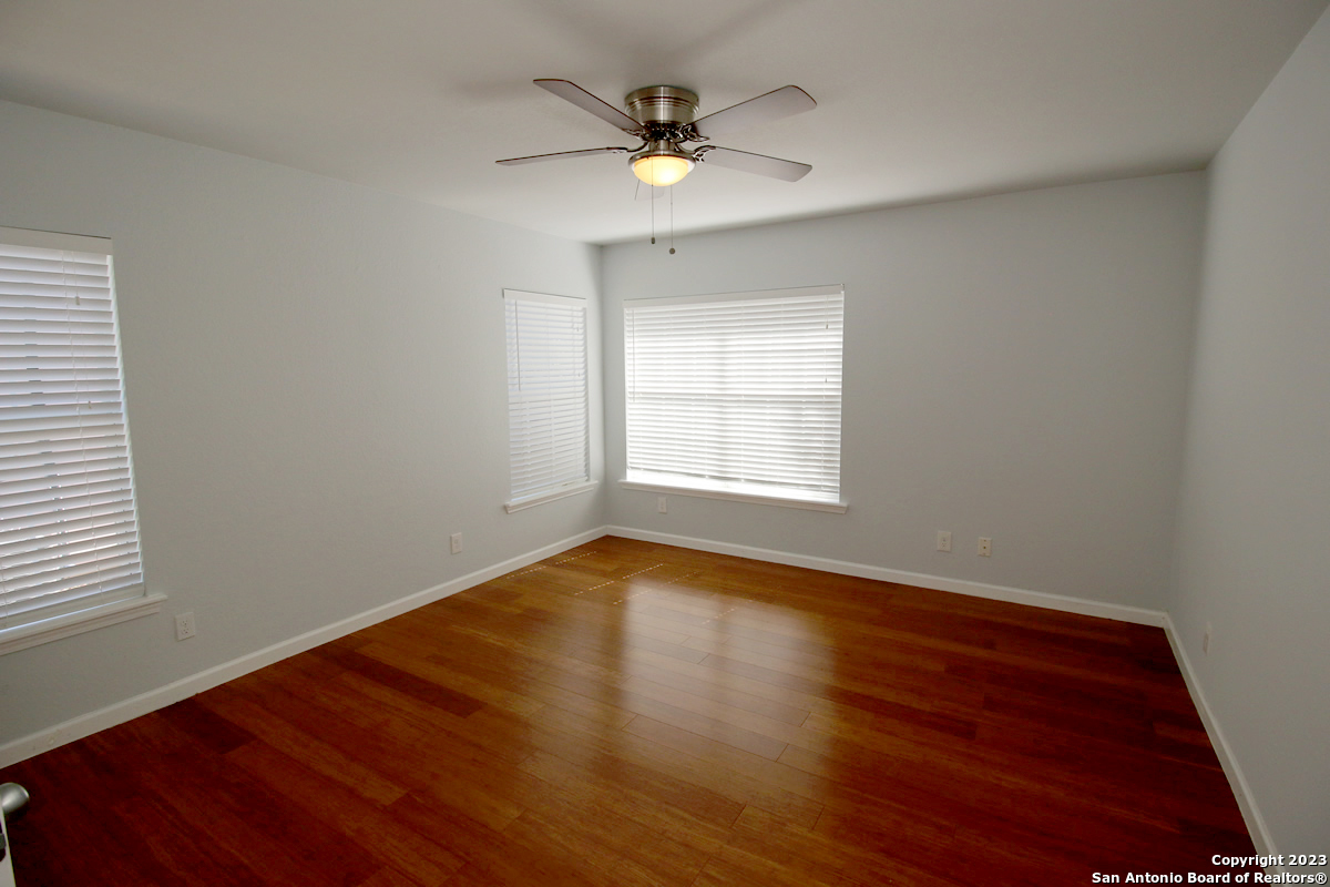 64 Vaughan Place San Antonio TX 78201