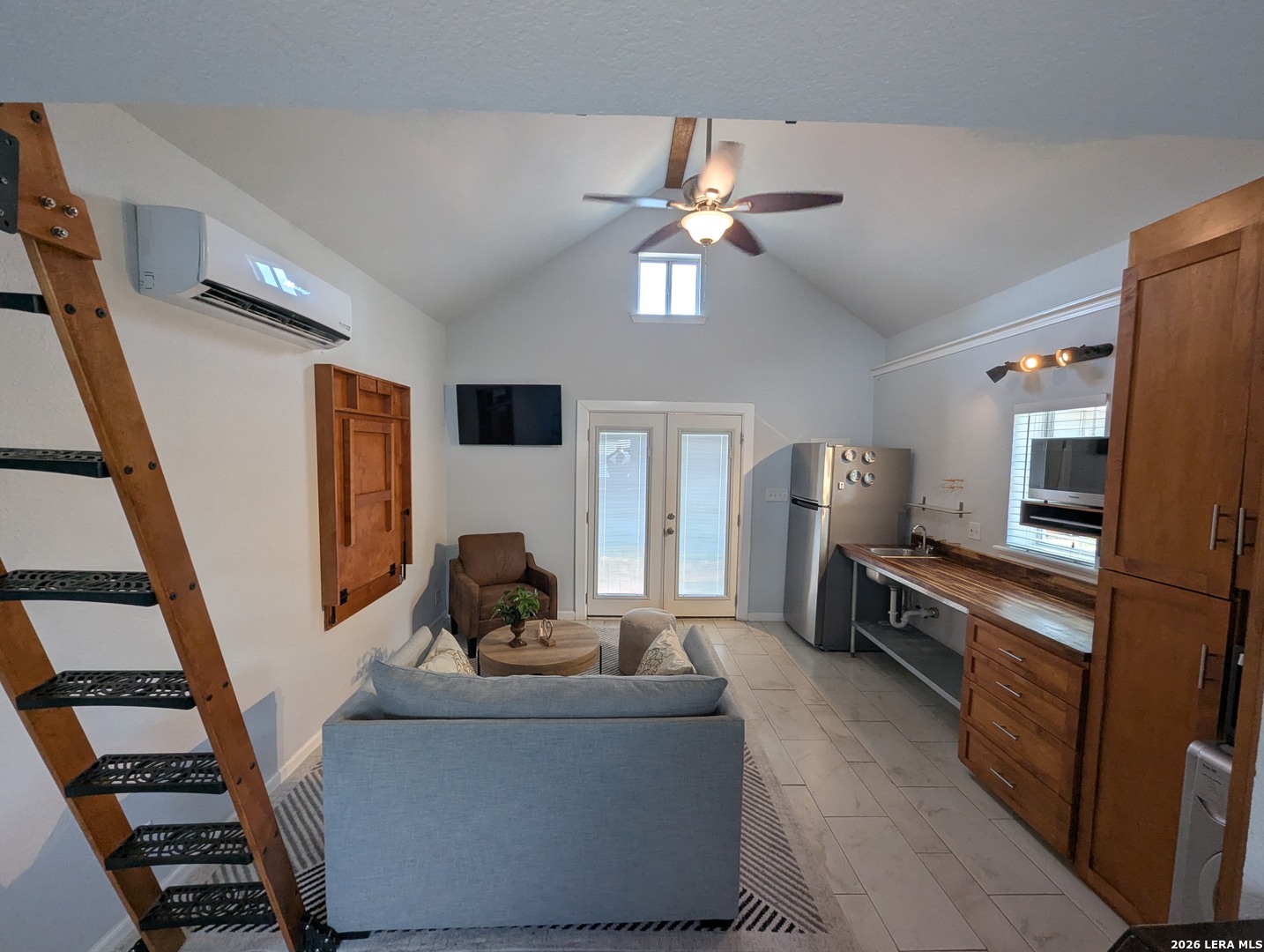 64 Vaughan Place San Antonio TX 78201