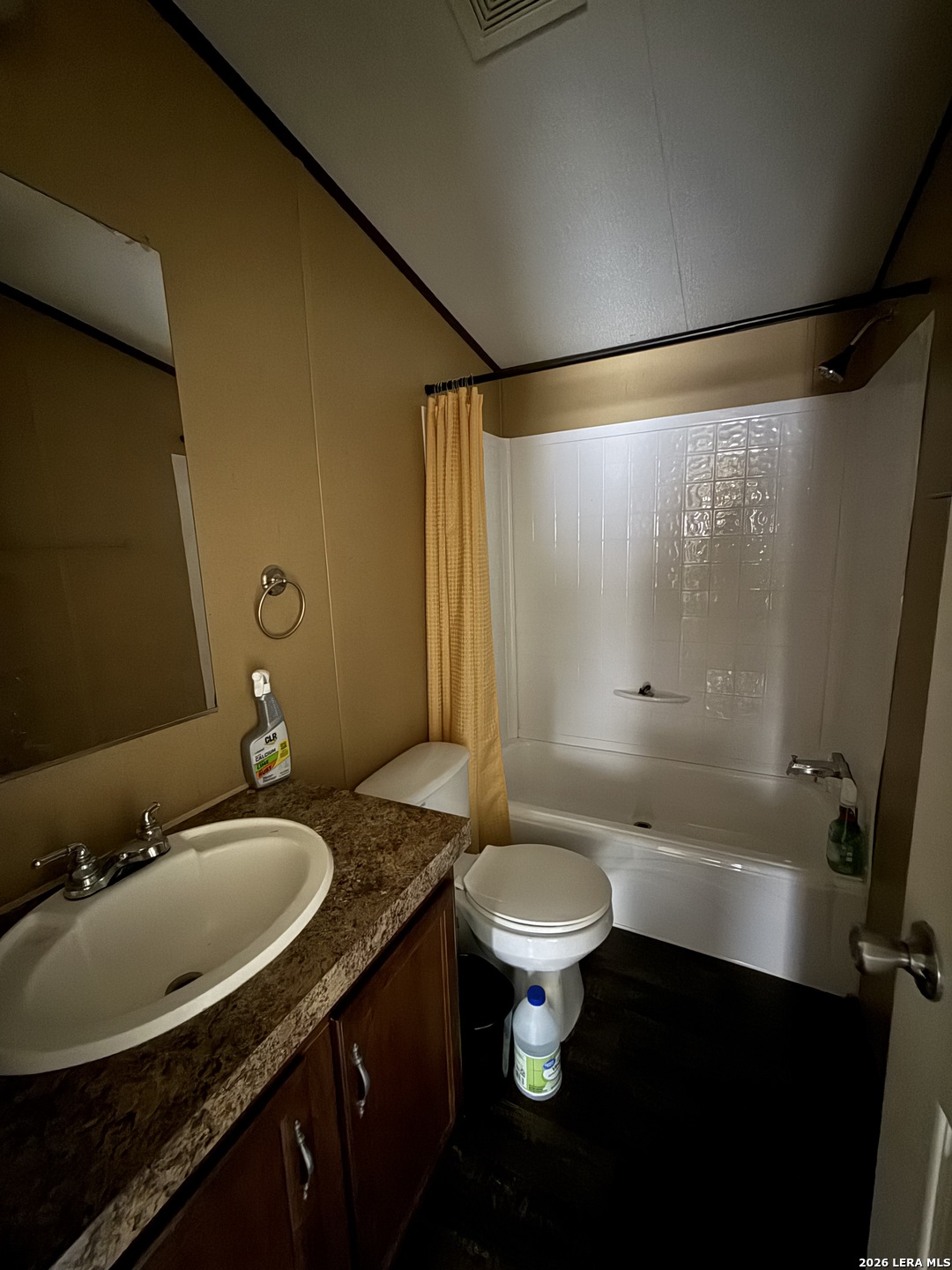 1204 W Houston Street Carrizo Springs TX 78834