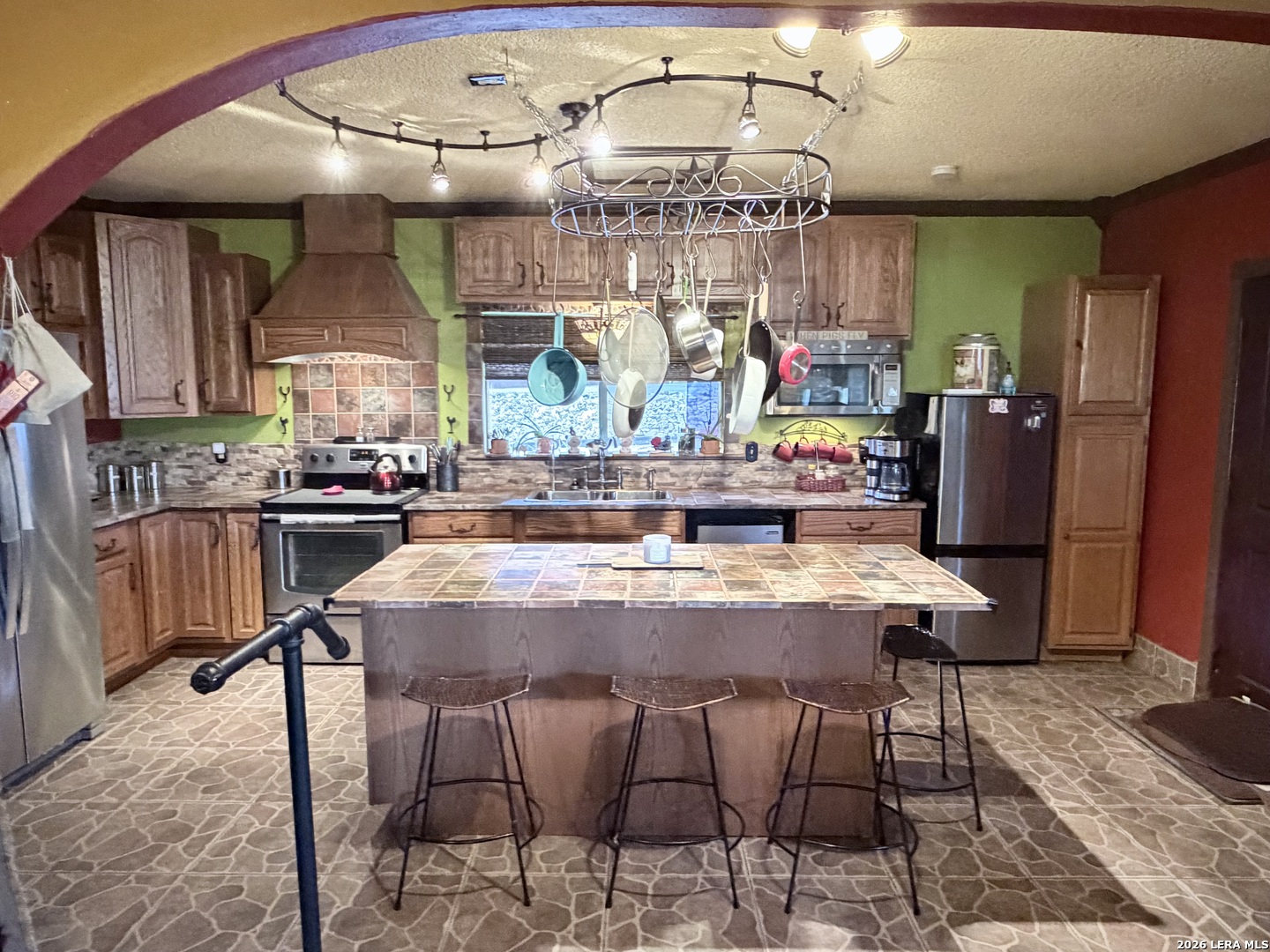 116 Debra Hunt TX 78024