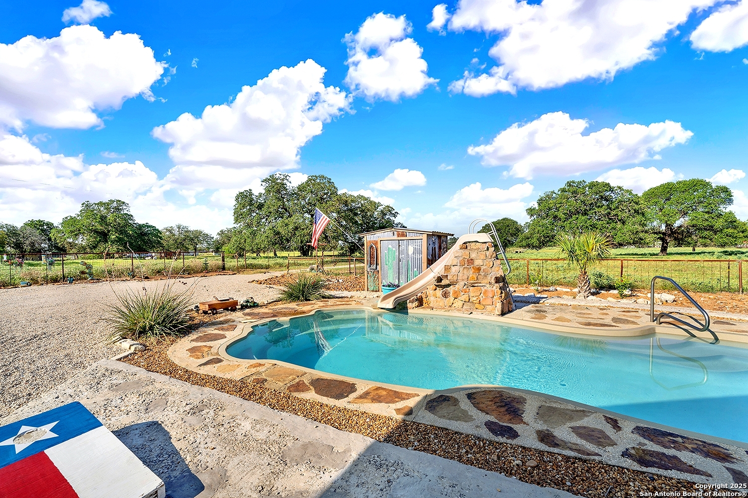10470 Fm 539 Sutherland Springs TX 78161