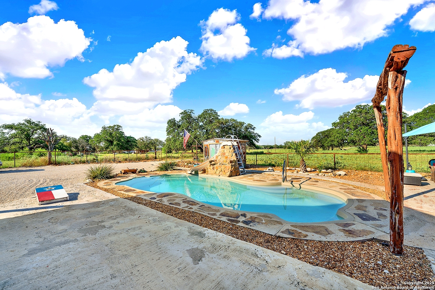10470 Fm 539 Sutherland Springs TX 78161