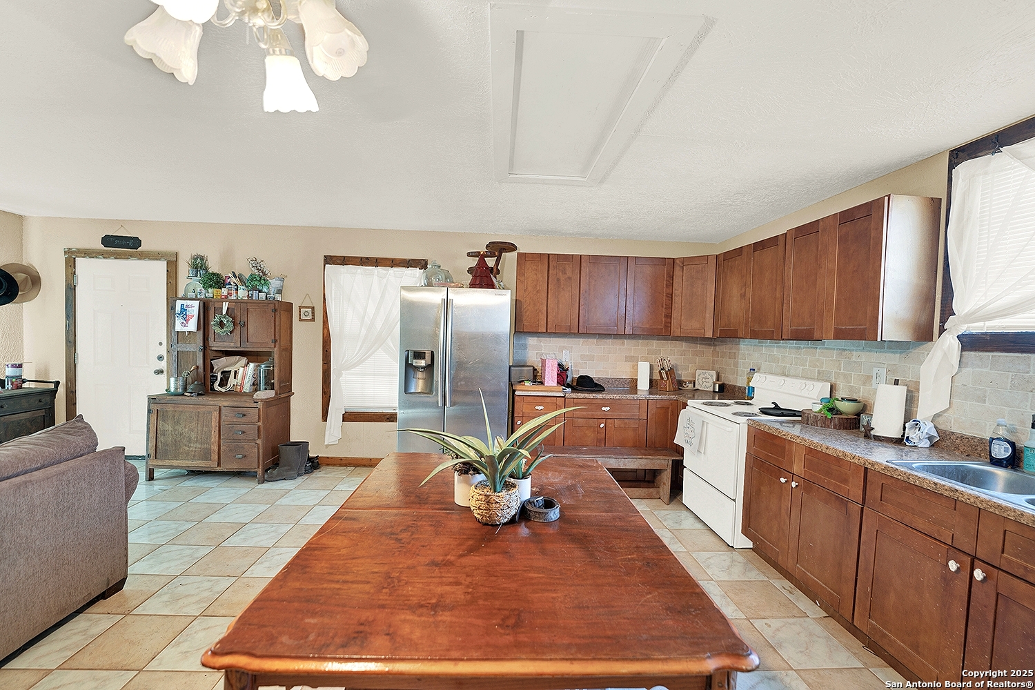 10470 Fm 539 Sutherland Springs TX 78161
