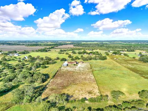 10470 Fm 539 Sutherland Springs TX 78161