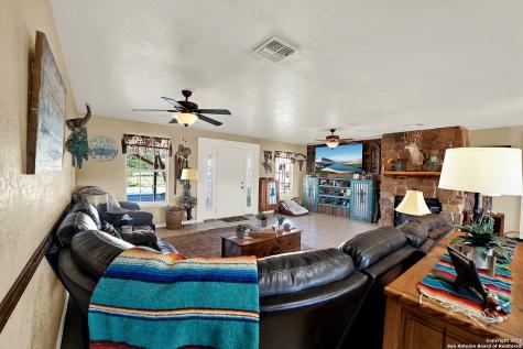 10470 Fm 539 Sutherland Springs TX 78161