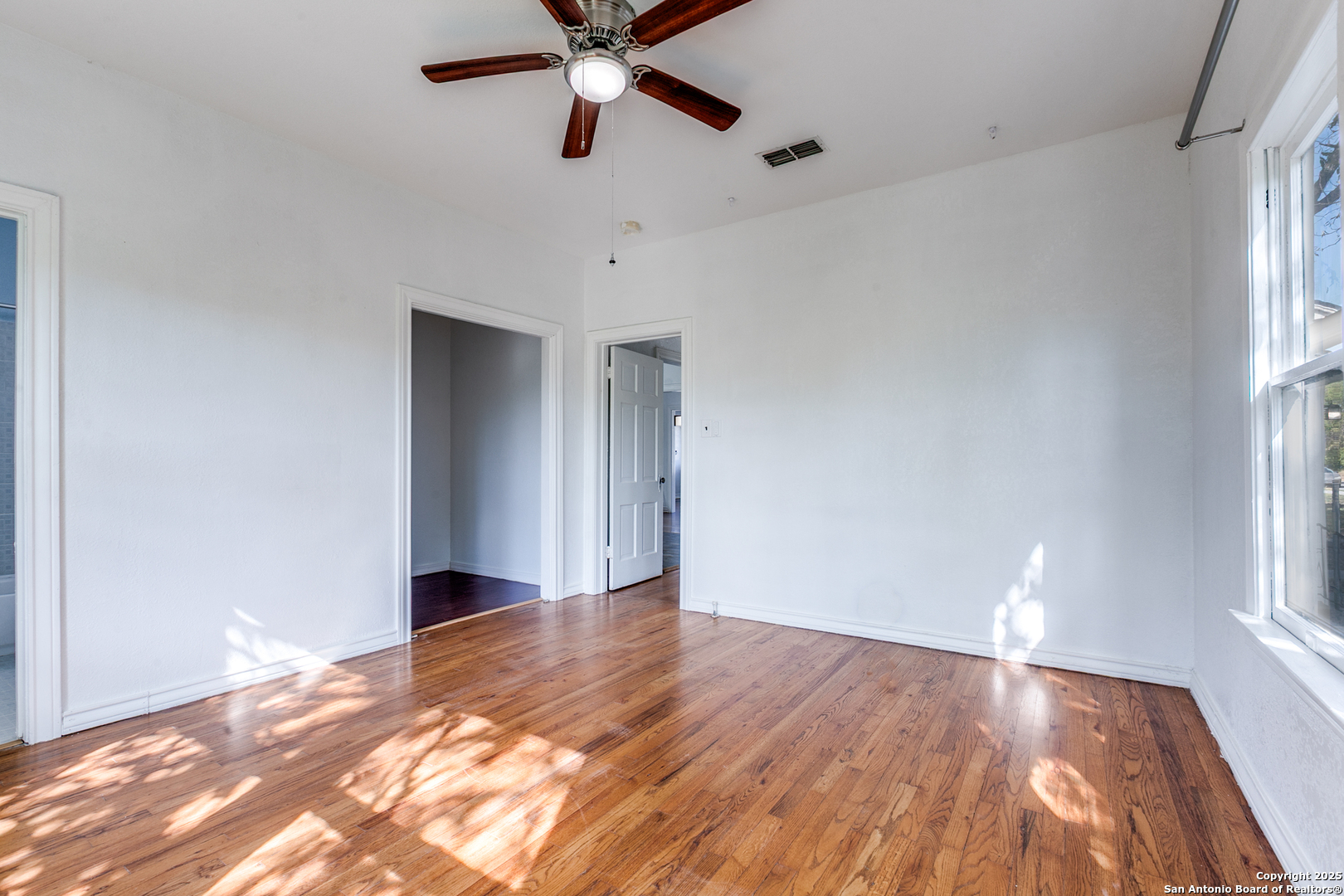 2022 W Craig San Antonio TX 78201