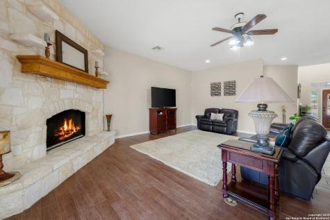 765 E Loop 1604 St Hedwig TX 78152