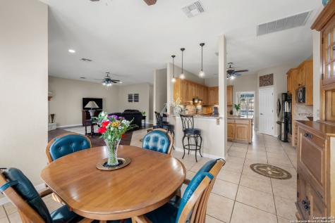 765 E Loop 1604 St Hedwig TX 78152