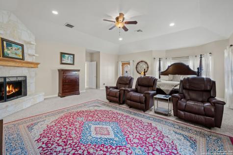 765 E Loop 1604 St Hedwig TX 78152