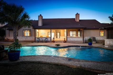 765 E Loop 1604 St Hedwig TX 78152