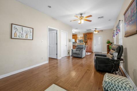 765 E Loop 1604 St Hedwig TX 78152