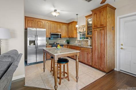 765 E Loop 1604 St Hedwig TX 78152
