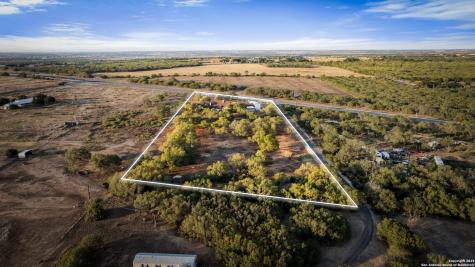 765 E Loop 1604 St Hedwig TX 78152