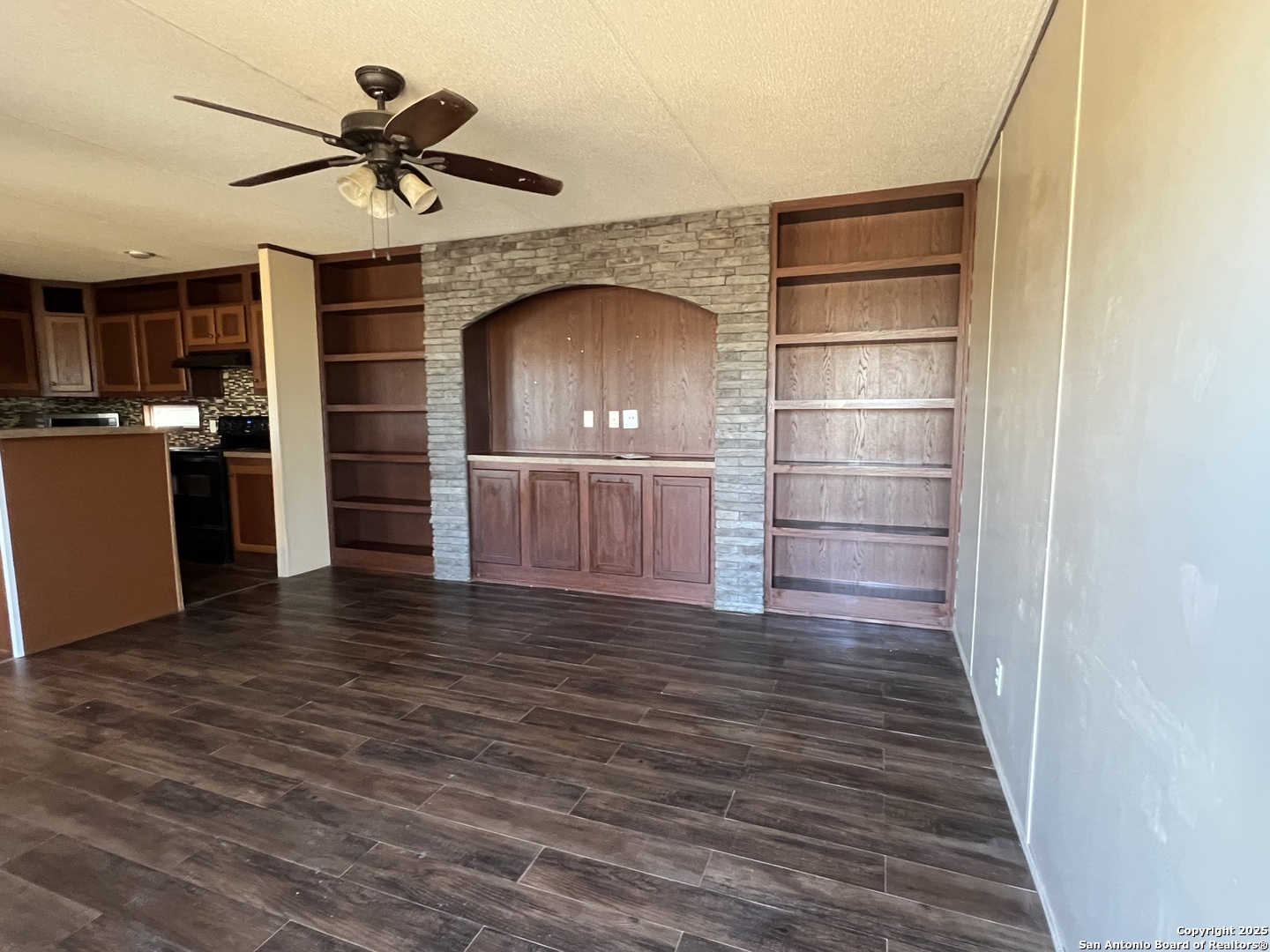 11706 S Foster Road San Antonio TX 78223
