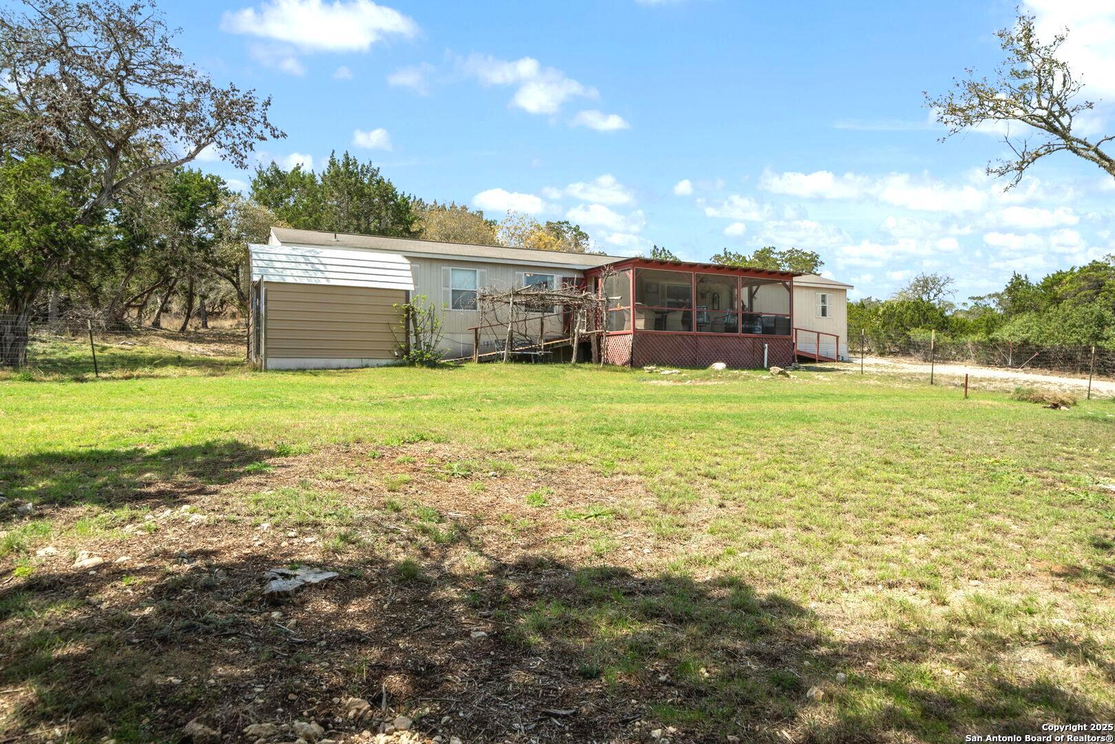 1128 Wright Bandera TX 78003