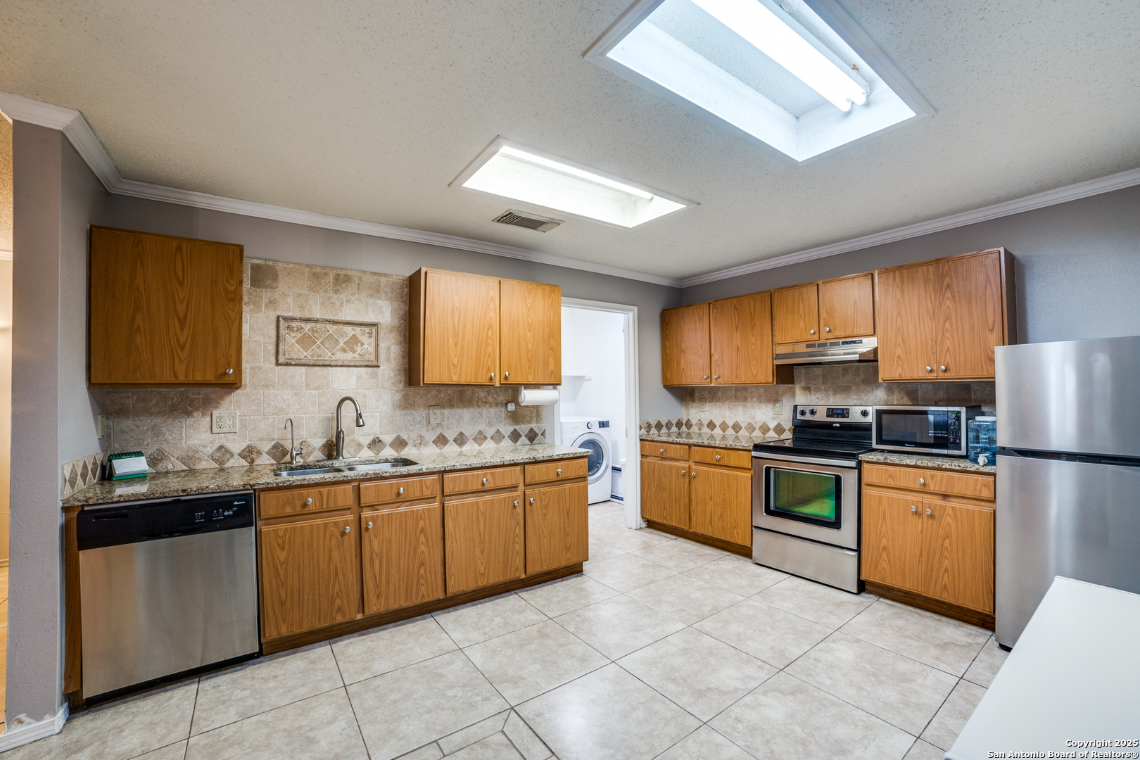 2218 Gunter Bay San Antonio TX 78245
