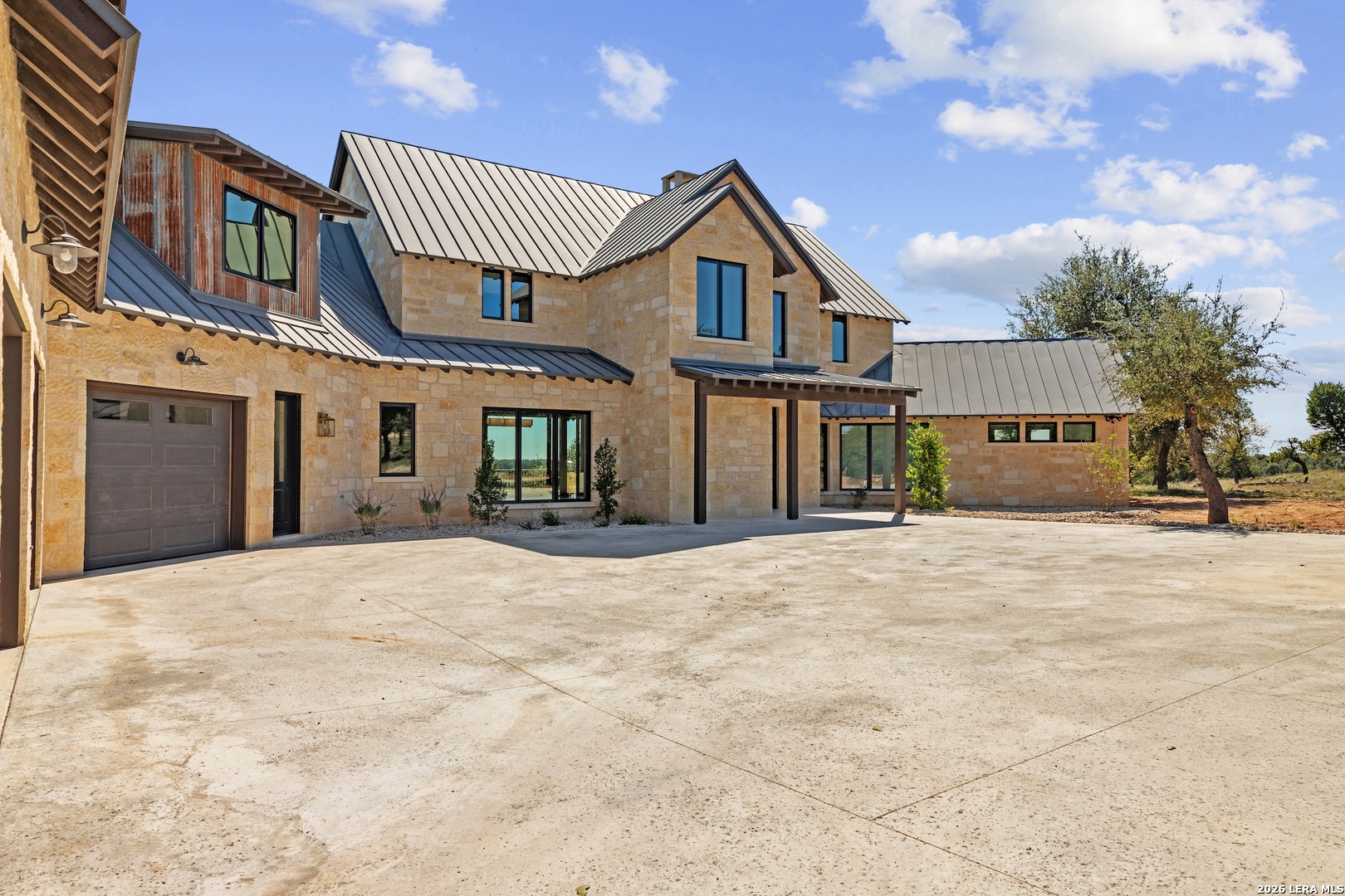 3570 Old Mason Road Fredericksburg TX 78624