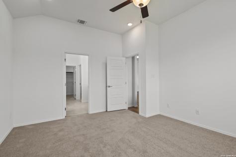 6915 Comanche Cave San Antonio TX 78233