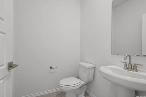 6915 Comanche Cave San Antonio TX 78233