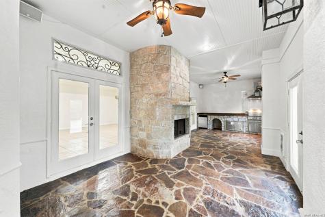 23369 Angostura Boulevard San Antonio TX 78261