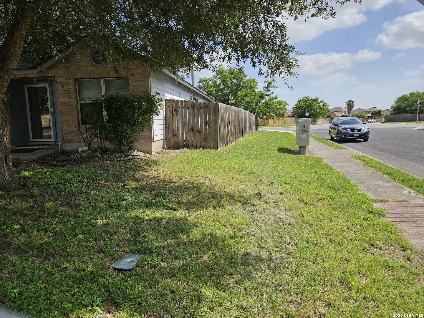 6435 Flatstone Pass Converse TX 78109