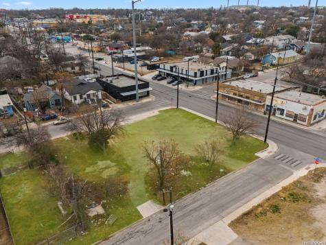 802 N New Braunfels #1 San Antonio TX 78202