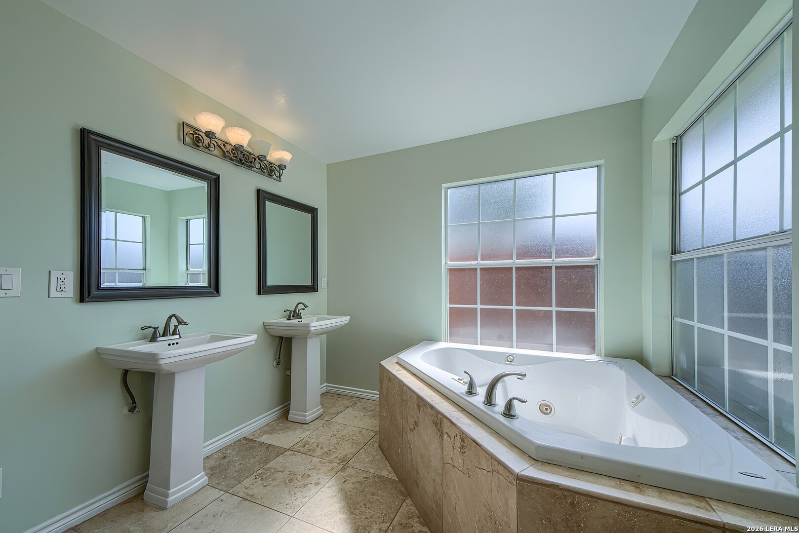 607 Rexford Drive San Antonio TX 78216