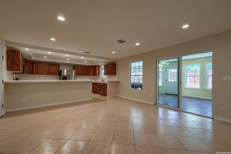 607 Rexford Drive San Antonio TX 78216
