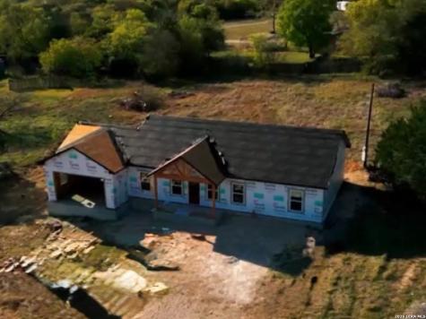 106 Valley Oaks Lane Kerrville TX 78028